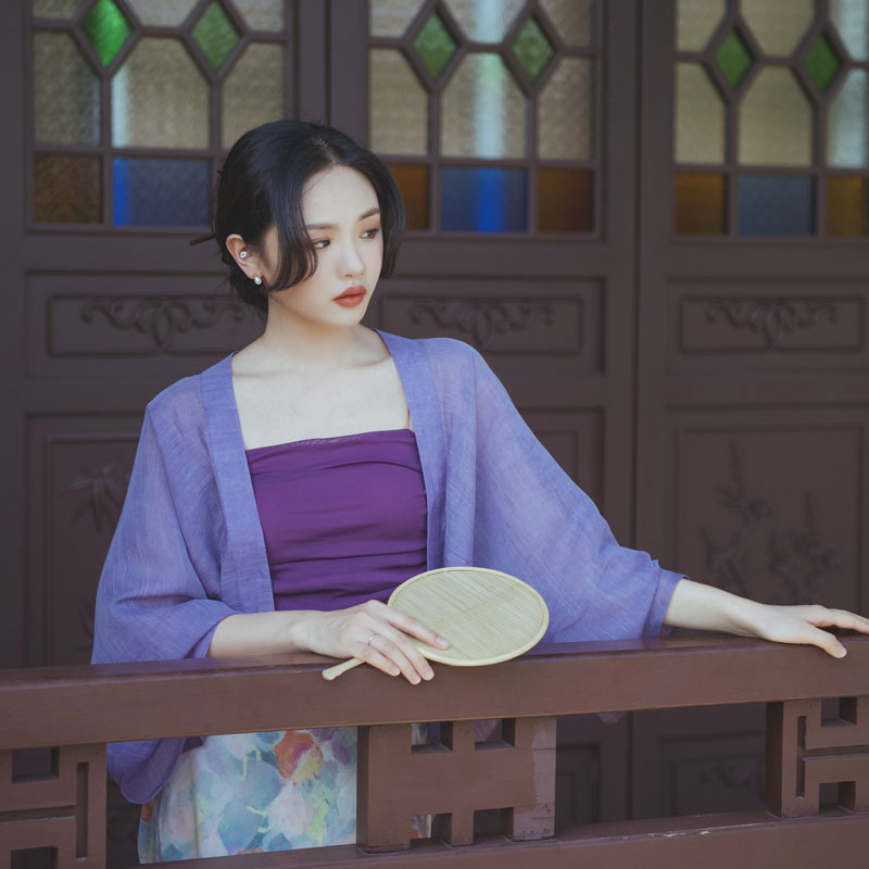 汉元素女宋制改良古装汉服2023春夏季薄款开衫抹胸半裙三件套装