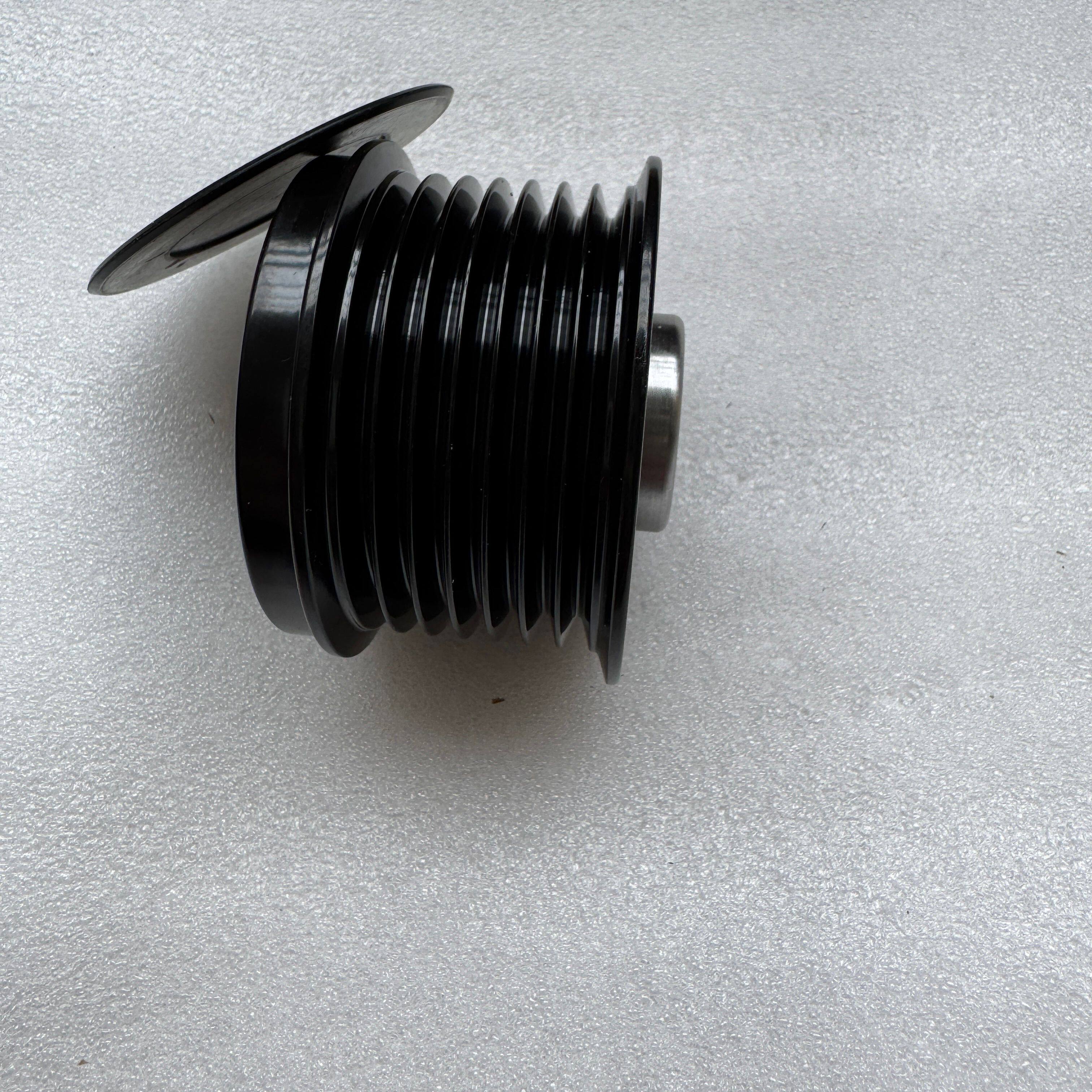 适用于丰田普拉多新皇冠锐志新锐志2.53.03.5L发电机单向轮皮带轮