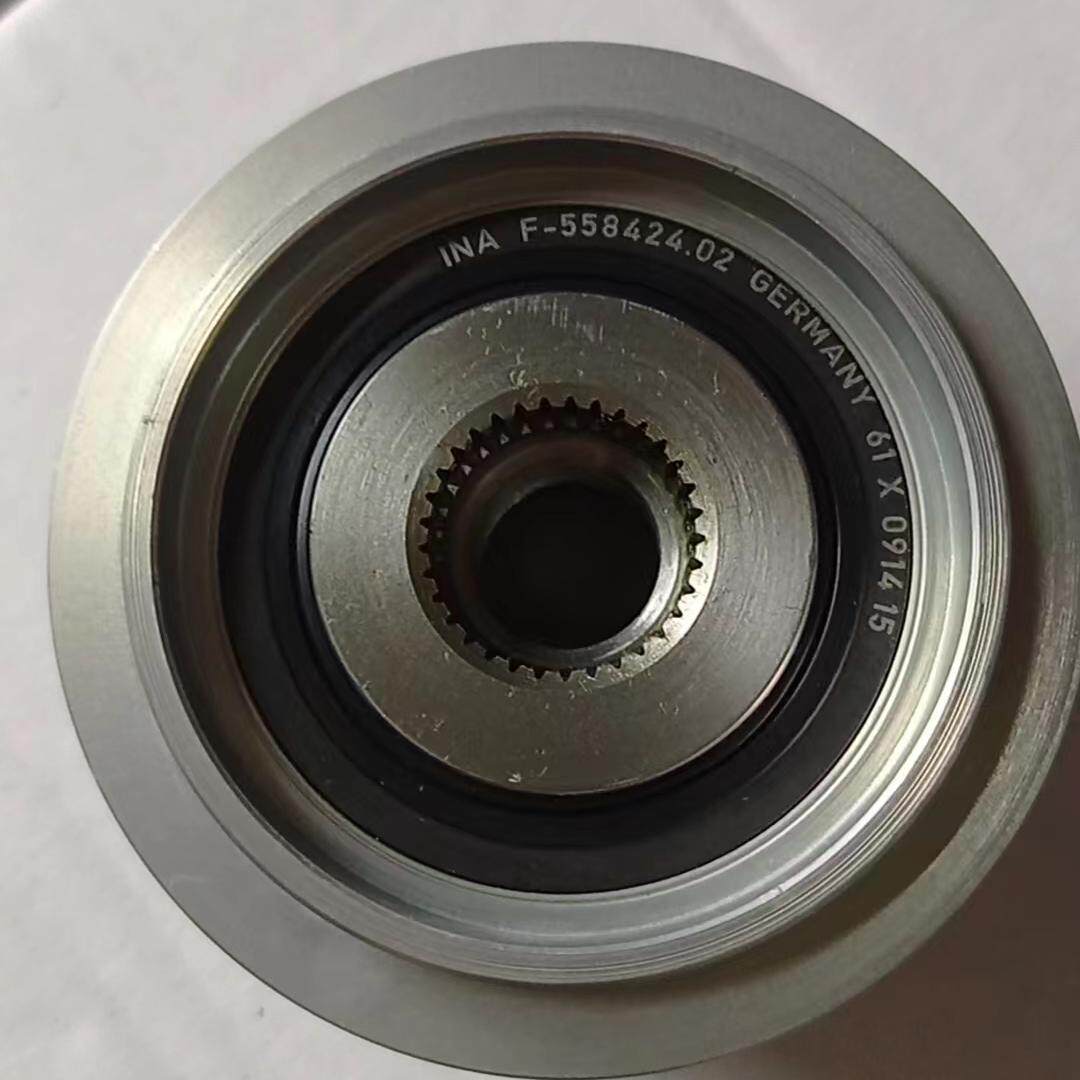 马自达2 1.5D马自达3马自达6 ,CX-3CX-5 2.2发电机单向轮皮带轮。