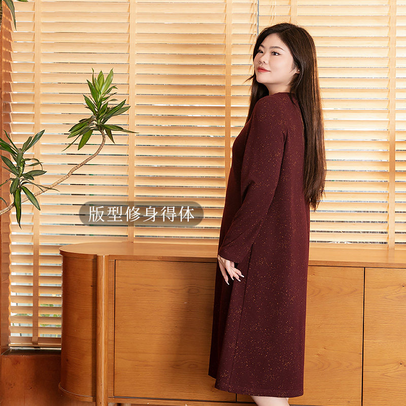 美丽客栈金色旋律连衣裙冬季色织提花大码女装宽松复古优雅中长裙