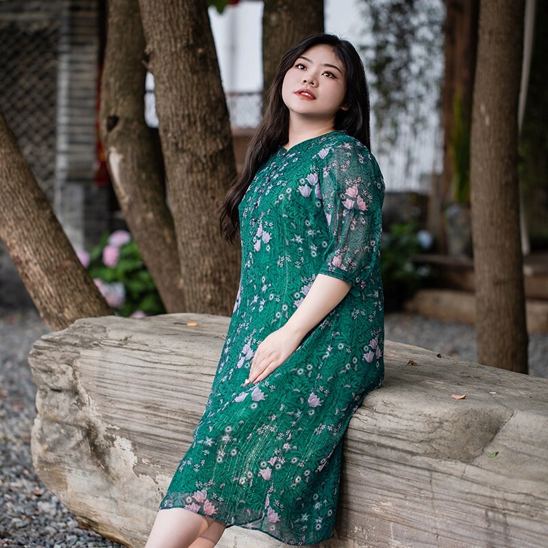 美丽客栈浮翠流丹连衣裙夏季圆领宽松大码女装通勤百搭复古连衣裙