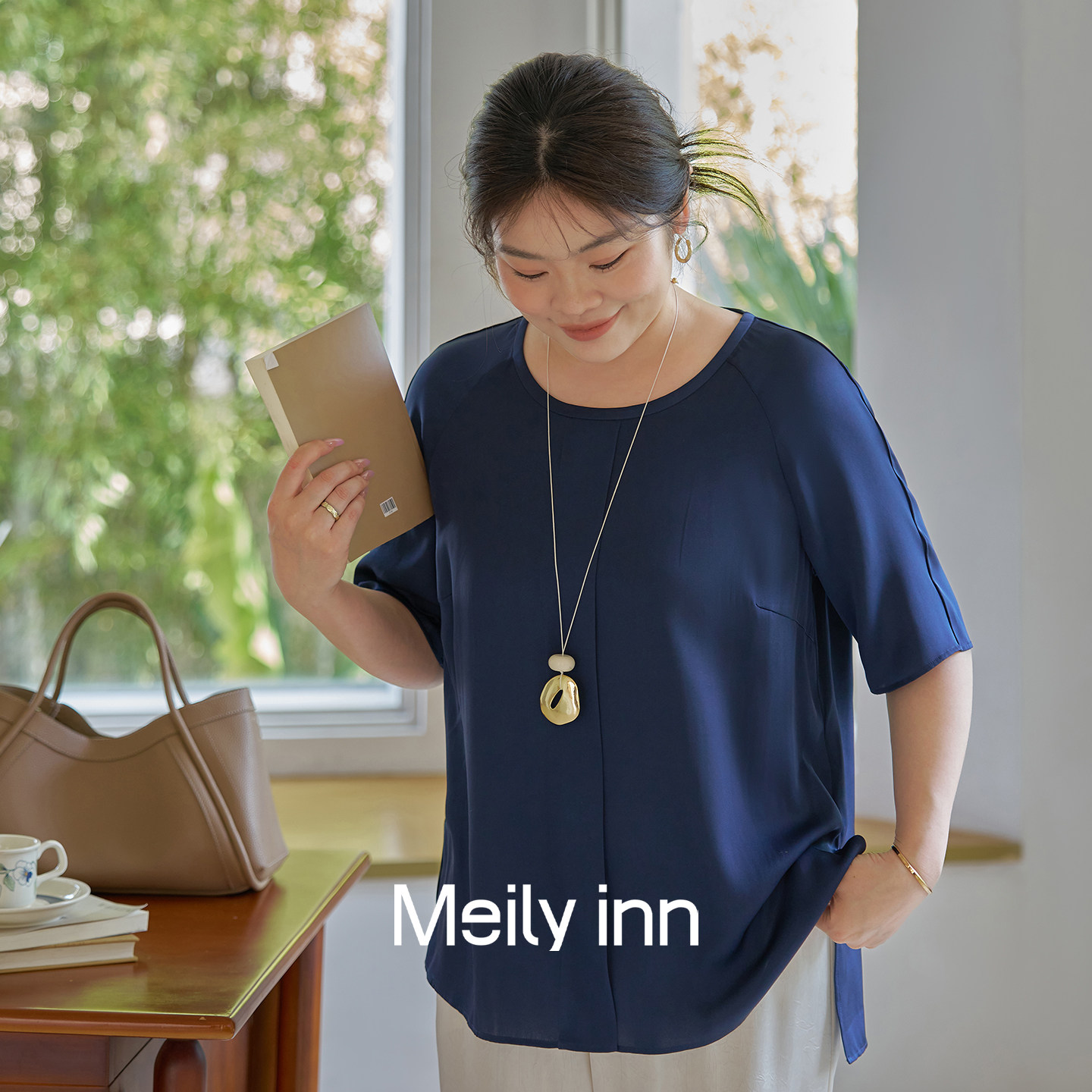 美丽客栈女装大码上衣