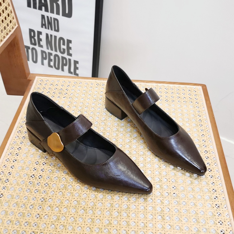 无法式复古优雅一字带扣软皮单鞋