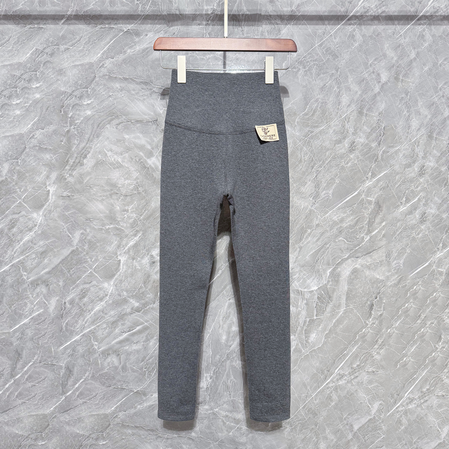 一上腿就自留安第斯山羊绒打底裤