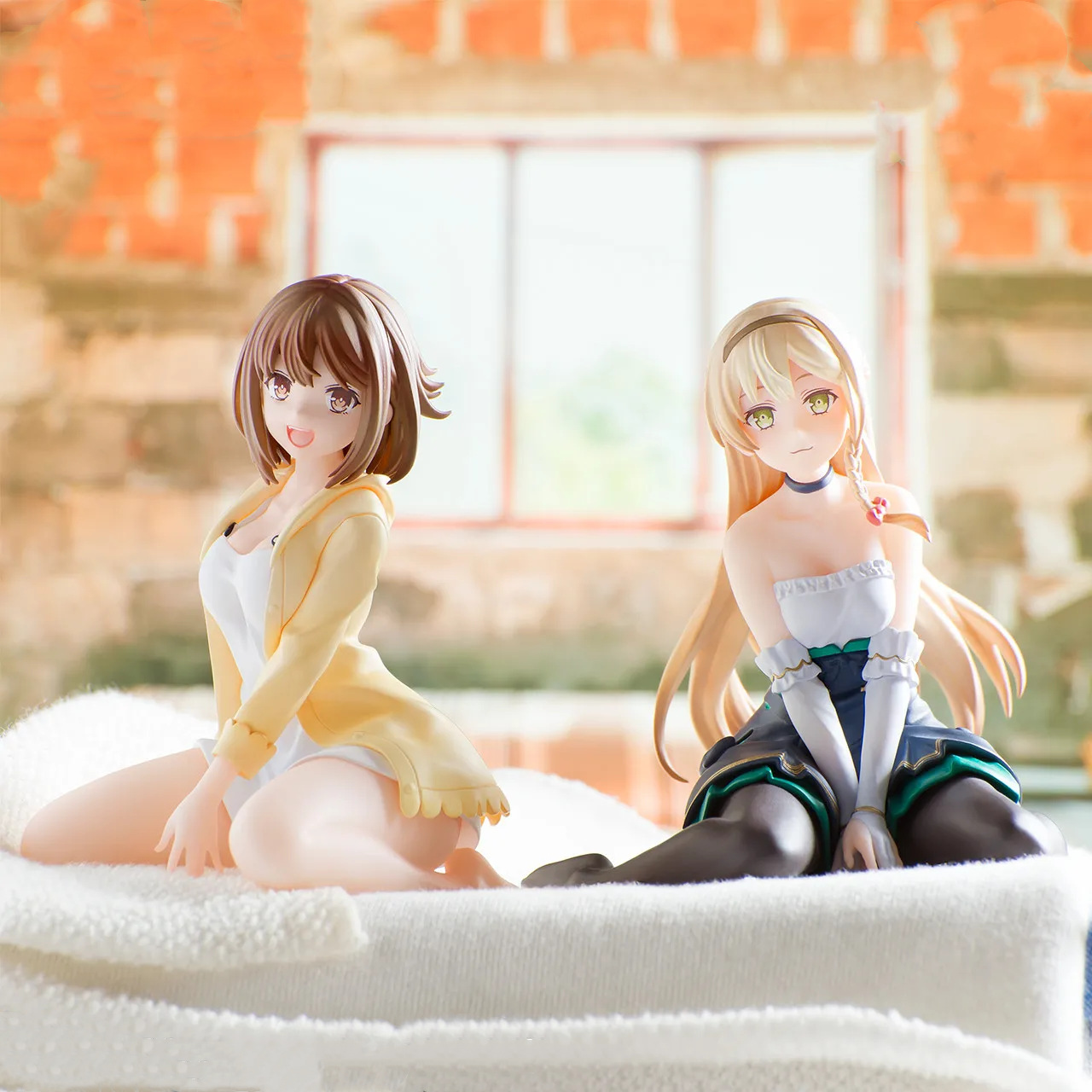 动漫莱莎的炼金工房泡面压莱莎琳斯托特跪姿美少女车载模型摆件