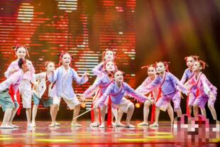 第十三届小荷风采稚子元夕乐儿童演出服中国风舞蹈服装元宵节表演