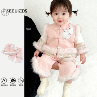 冬季新款女宝宝套装儿童加绒加厚女童小兔拜子年服舒适保暖两件套