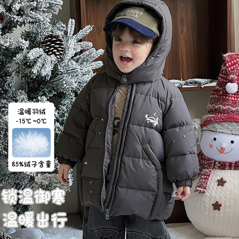 男童中长款连帽羽绒服卡通毛衣加绒牛仔裤白鸭绒保暖羽绒外套