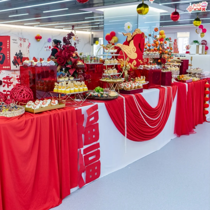 红色布幔元旦新年圣诞氛围感桌布喜庆结婚订婚礼布艺甜品台摆台布