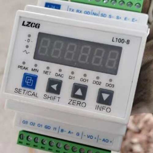 议价力准L100B-C4智能控制仪表，输入电压DC24V，RS4
