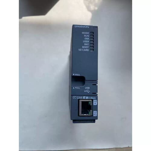 议价plc模块，型号Q04UDVCPU，实物图，成色如图，功