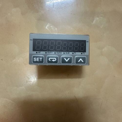 议价台达温控器DTE10T，DTE10P系列显示屏DTE2DS，