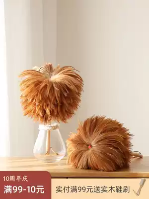 At the beginning of the art, the original color rooster hair does not shed hair, and the household car uses a dust duster to clean the gap and sweep the dust artifact