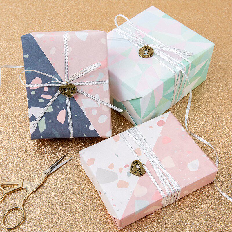 ZAKKA 창조적 인 새 도넛 선물 포장지 복고풍 하이힐 장미 영어 숲 포장지