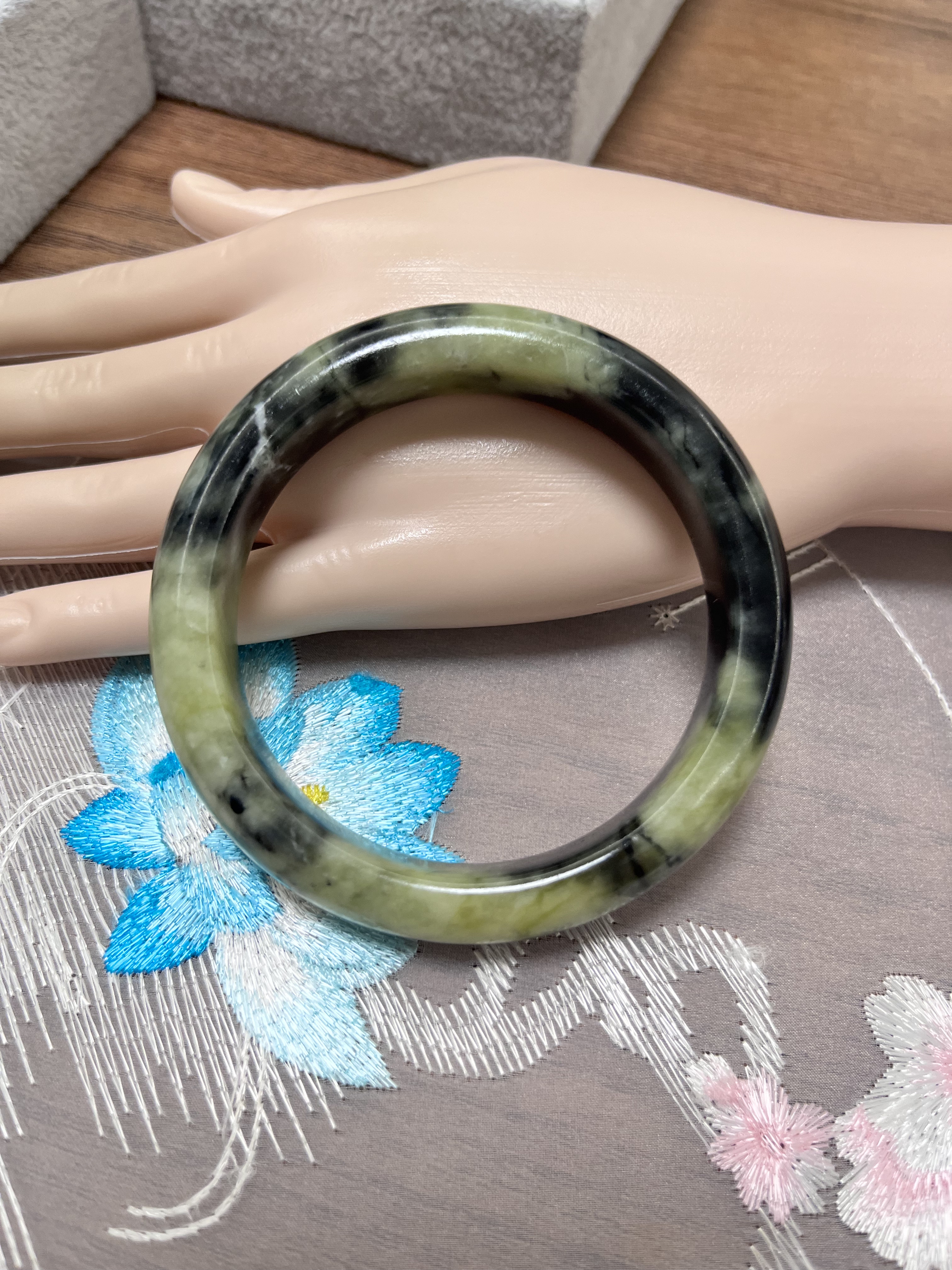 新中式国风岫玉手镯 水墨 东方神韵雅致大方 自带气场圈口62