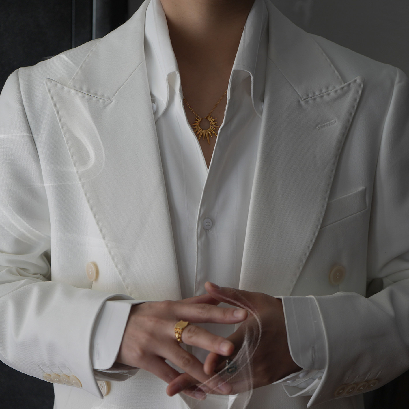 贵气典雅白意式戗驳领修身正式经典休闲商务双排礼服男女西装外套