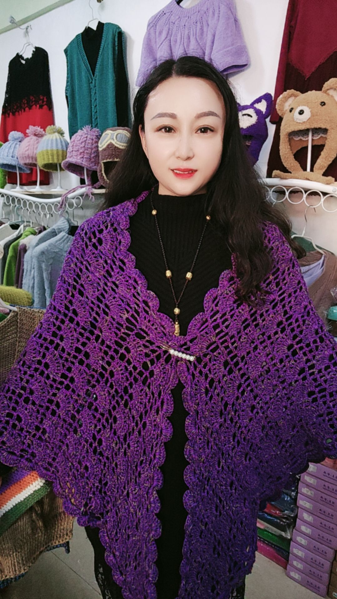 新款手工编织披肩女民族风羊毛线钩针围巾两用保暖百搭针织斗篷