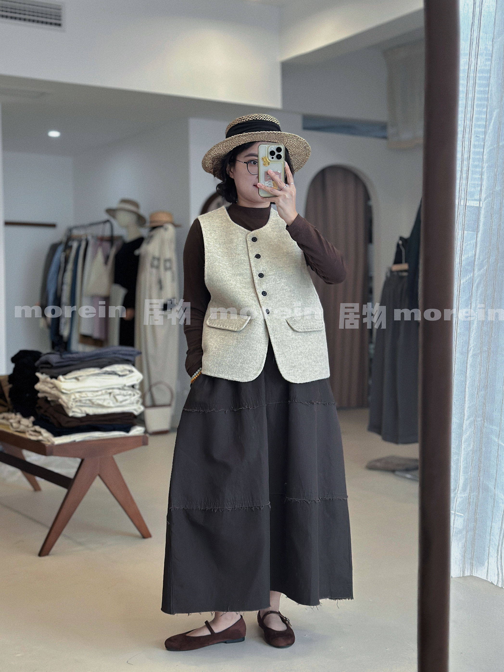 秋上新显高显瘦层次感松紧腰咖色拼布毛边半身裙长裙女