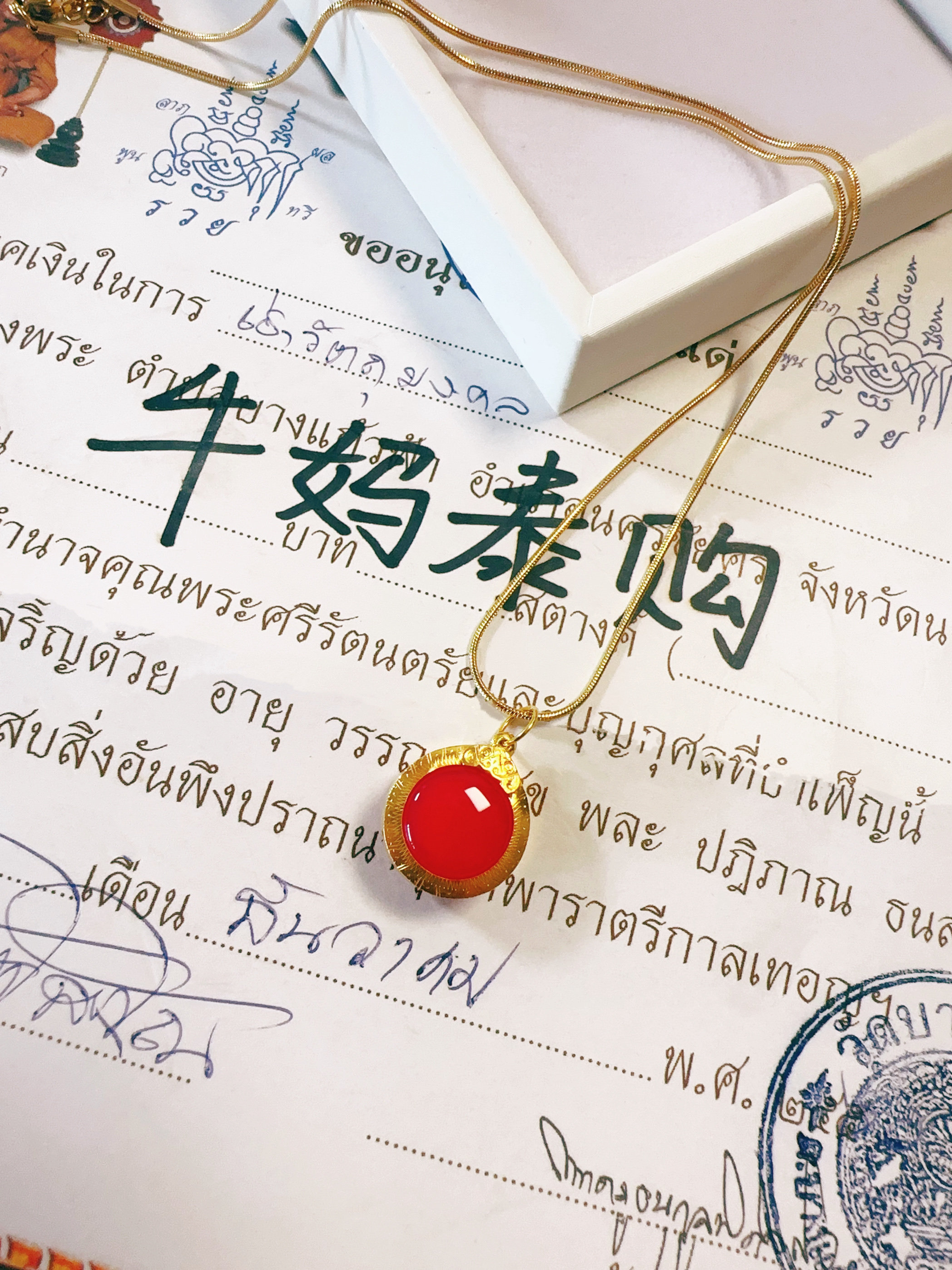 泰国wat古巴佗红鸡花仙花红膏包金壳吊坠项链手镯挂件男女通用