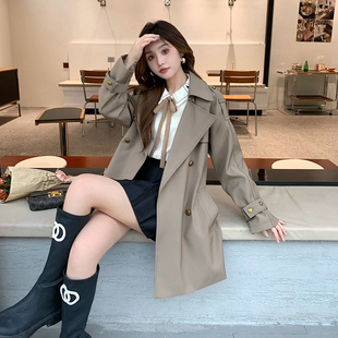 秋新款 P140 短款 8819 风衣外套2C127 大货已出