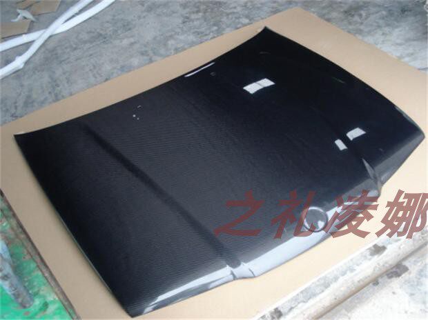 适用于宝马3系E36原厂机盖 /宝马原厂碳纤维引擎机盖/E36原厂机盖