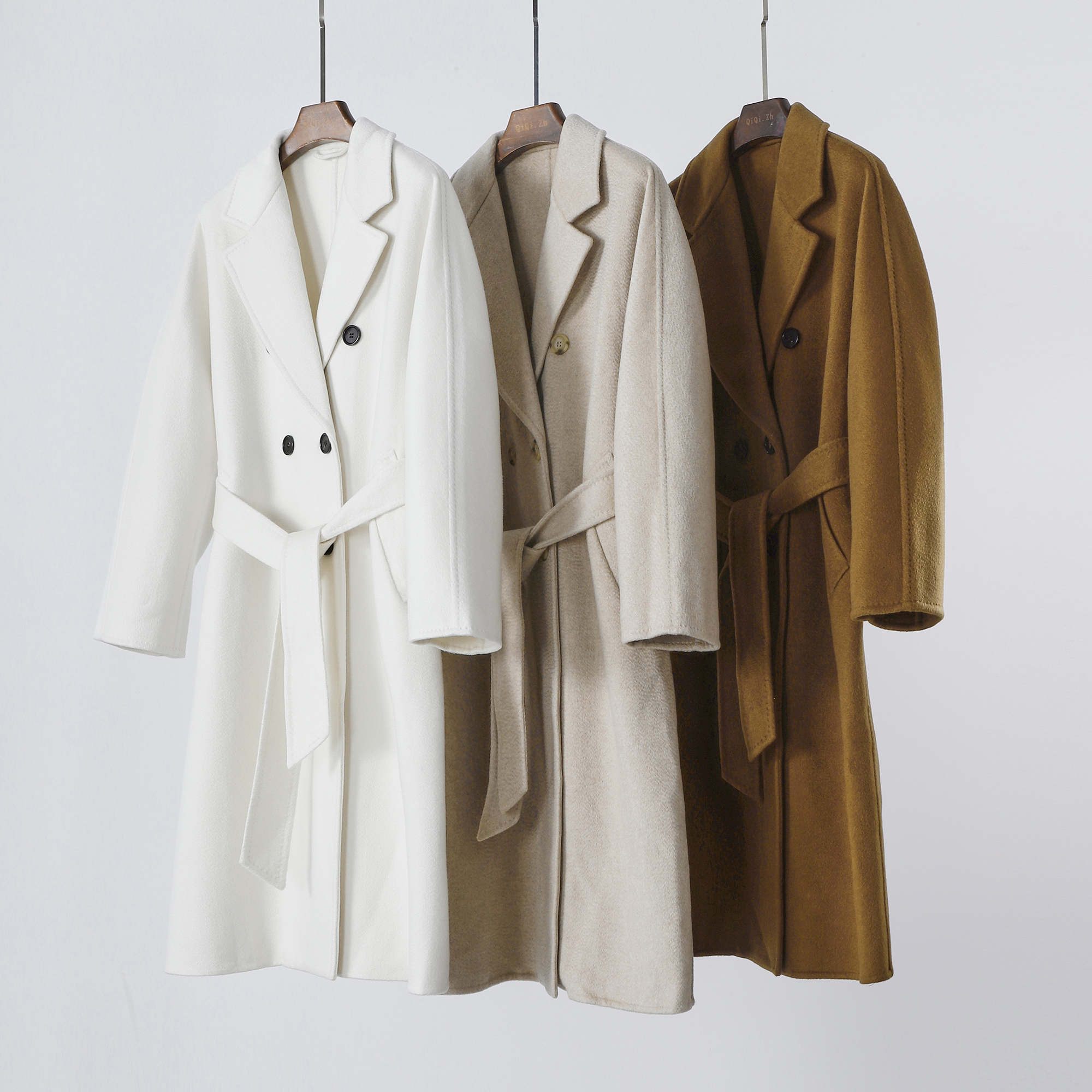 经典款101801双排扣毛呢外套