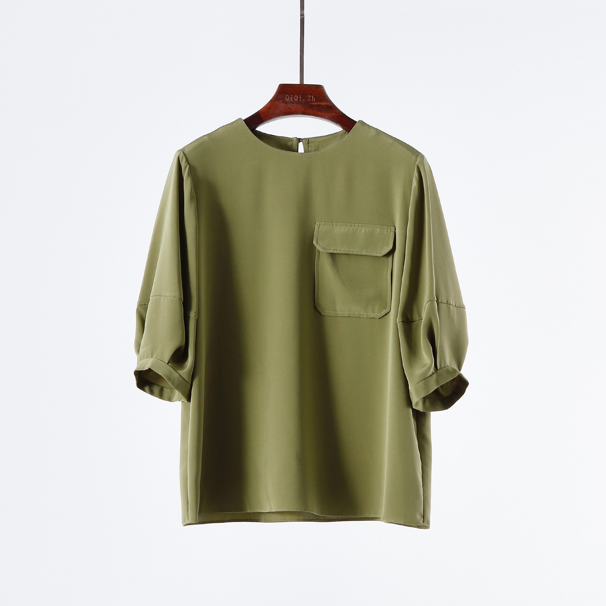 简约圆领重磅真丝重绉上衣女五分泡泡袖宽松口袋设计文艺风衬衫