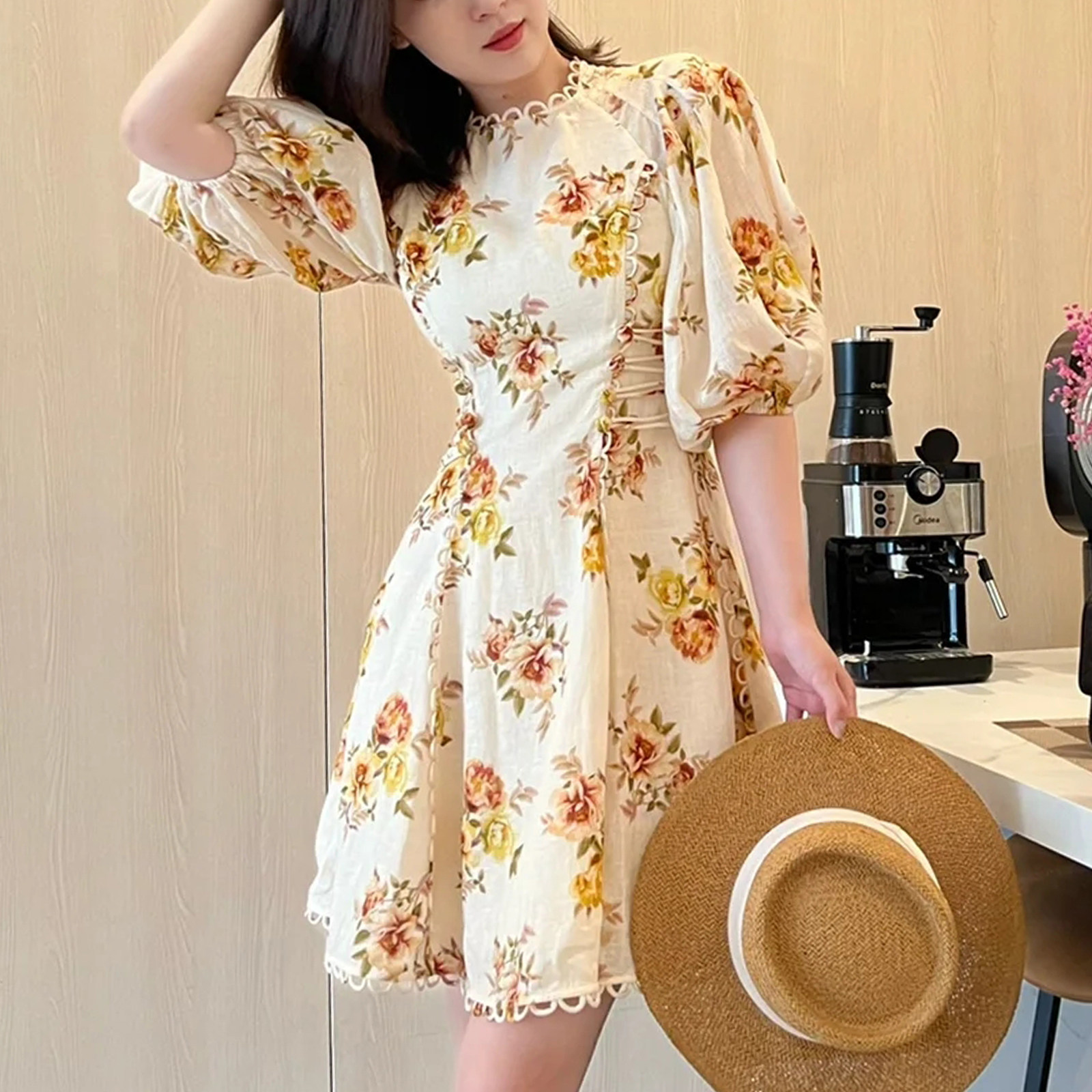 明艳花卉 重工花边 亚麻印花灯笼袖短款连衣裙,女装/女士精品,连衣裙,淘宝优惠券,粉丝福利购,淘宝优惠卷