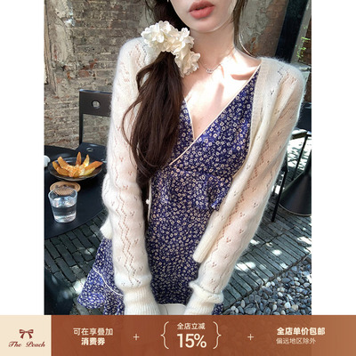 法式复古V领无袖碎花连衣裙