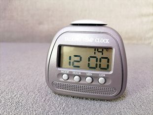 外贸出口外语语音报时钟温度计按顶部可报时俄罗斯俄语报时钟