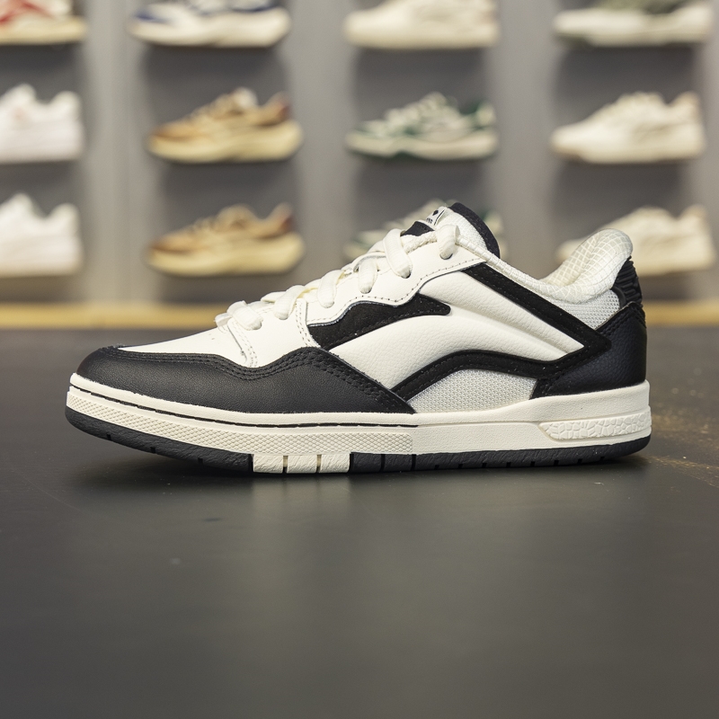 李宁板鞋女子2025春季新款惟吾 PRO S潮流时尚运动休闲鞋AEPV036