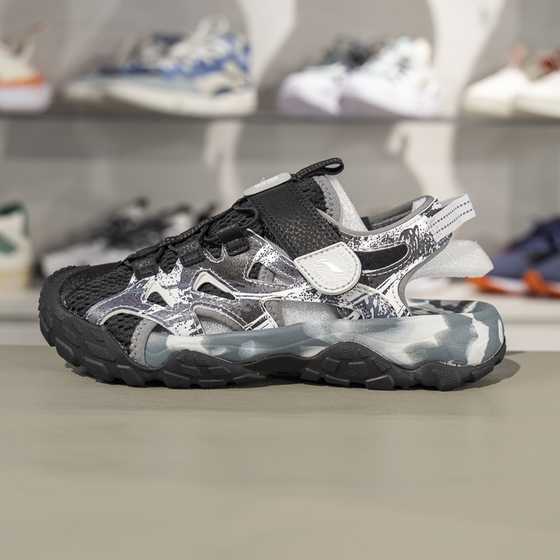 李宁儿童凉鞋2025夏季户外系列男女大童反光减震回弹凉鞋YKEV016