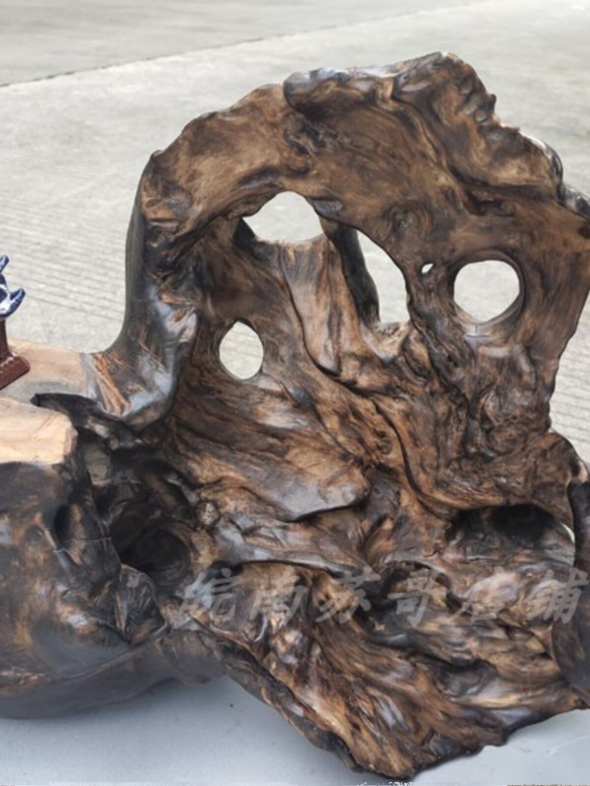 NATURAL WOOD CARVING CLIFF CYPRESS ROOT CARVING HANDICRAFT DECORATION ORNAMENTS FLOWER STANDS STOOL BOTTOM BUDDHA PLATFORM BUDDHA SEAT WEATHERED WOOD