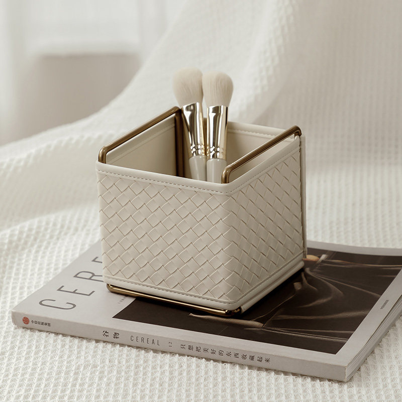 轻奢皮质笔筒收纳盒摆件创意客厅化妆品钥匙手机遥控器桌面整理篮
