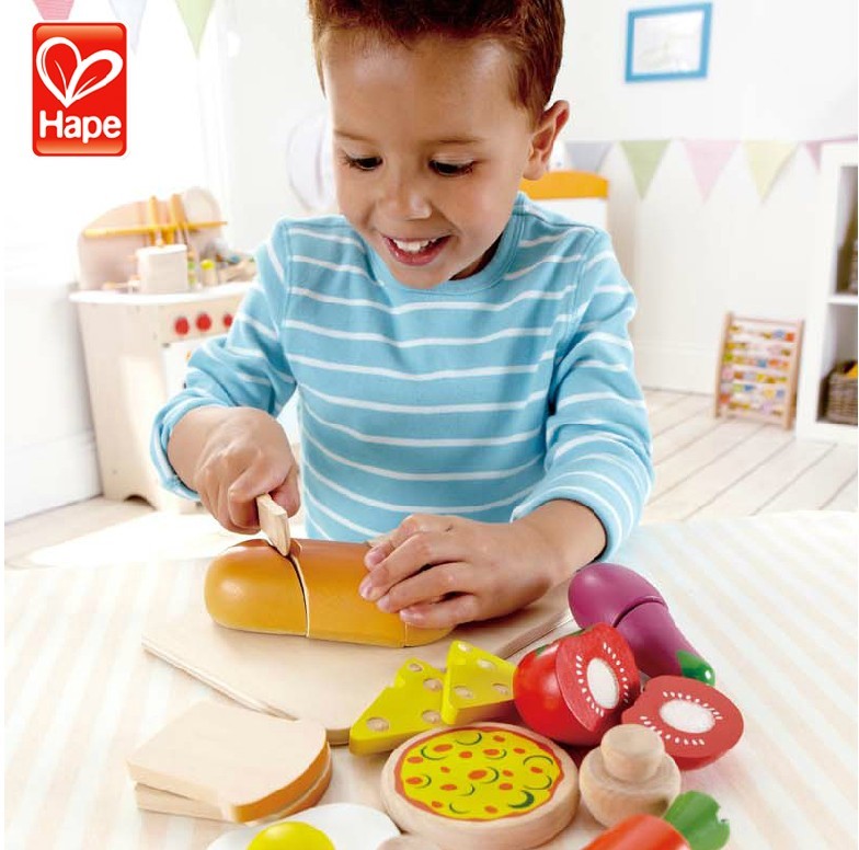 德国幼儿娃娃家厨房食物仿真玩具