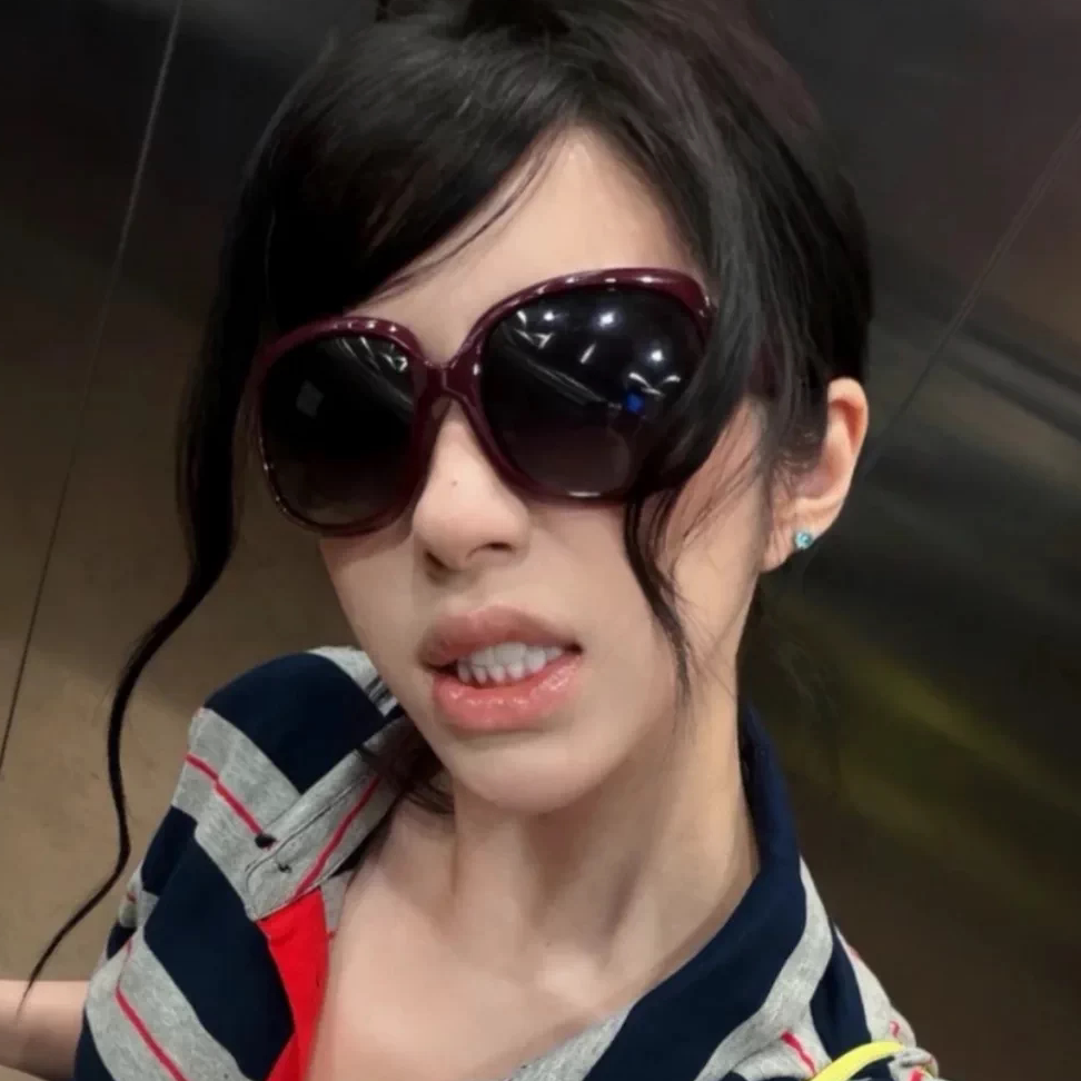 y2k千禧辣妹风古早款大框遮脸蛤蟆镜太阳镜偏光街拍线红色墨镜女