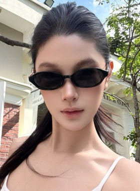 椭圆猫眼黑色时髦墨镜高级网感