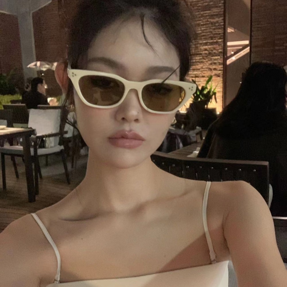 方形复古猫眼米白色gm墨镜女款