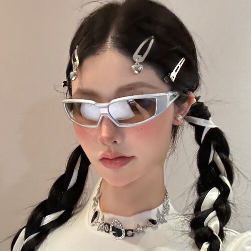 复古Y2K水银色未来科技感墨镜女