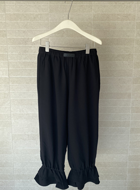 以十七 抽褶花朵长裤25年秋Y550203——1690