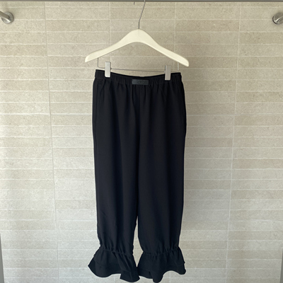 以十七 抽褶花朵长裤25年秋Y550203——1690