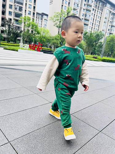 时尚儿童帆布鞋休闲春秋
