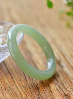 新疆天然和田玉手镯女款晴水冰种青白玉镯子湖水绿圆条翡翠玉髓镯