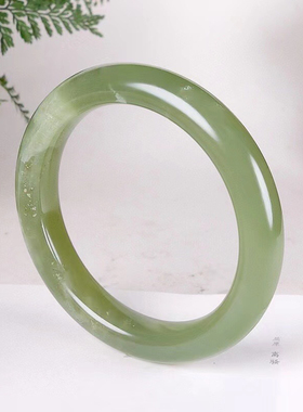 和田玉青白玉手镯女款玉镯子冰底浅鸭蛋青细条玉手镯百搭