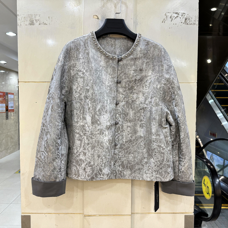 253Y106 重工钉珠圆领复古提花落肩袖休闲新中式短外套欧韩秋装女