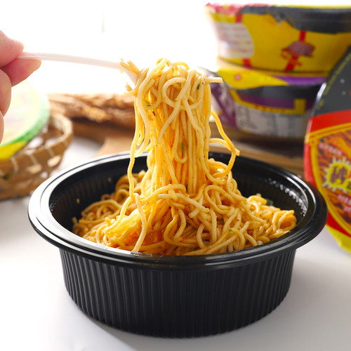 鱼香肉丝风味UFO飞碟炒面