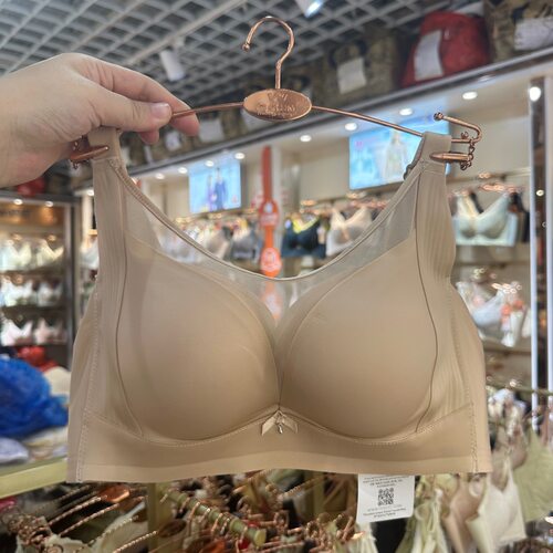 实体正品无痕内衣女薄款小胸罩收副乳防走光抹胸聚拢舒适上托文胸