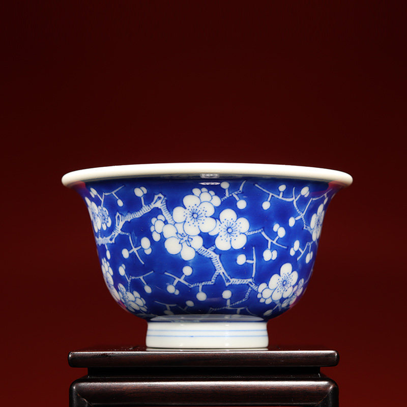 景德镇知名窑铭淸堂于君窑仿古青花瓷冰梅压手杯纯手工高端主人杯