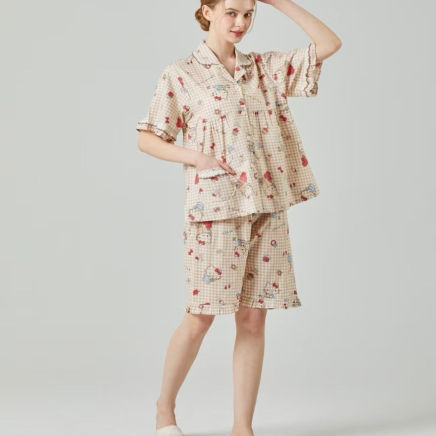韩国进口正品25夏季hello kitty短袖纯棉卡通翻领睡衣/家居服套装