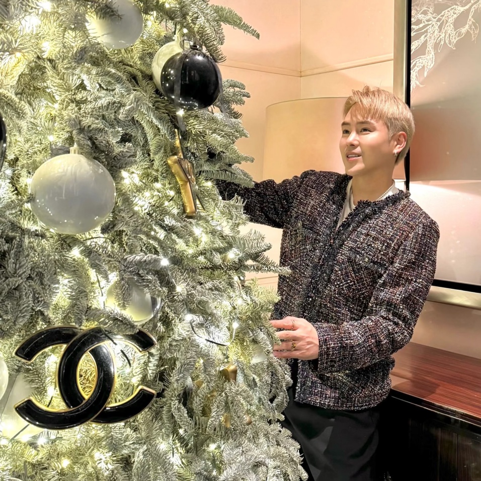 唐新坊复古格纹轻奢小香风西服